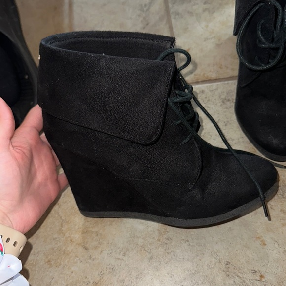 Mossimo Supply Co Black Suede Wedges, Size 9 - Picture 2 of 4